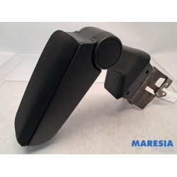 Alfa Romeo - Mito - Armrest