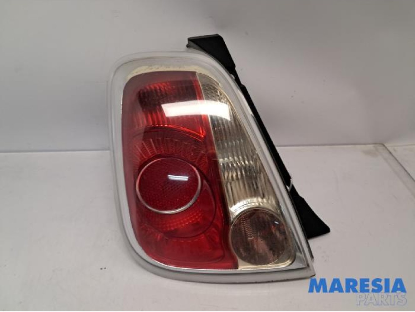 Fiat - 500 - Achterlicht links