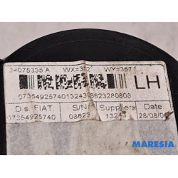 Fiat - 500 - Front seatbelt, left