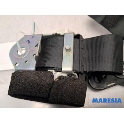 Fiat - 500 - Rear seatbelt, right