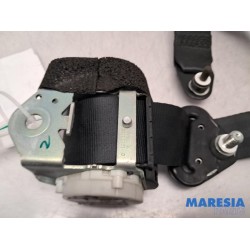 Fiat - 500 - Rear seatbelt, left
