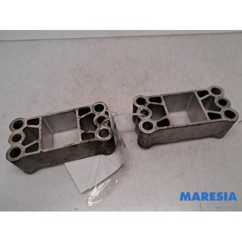 Fiat - 500 Abarth - Front bumper frame