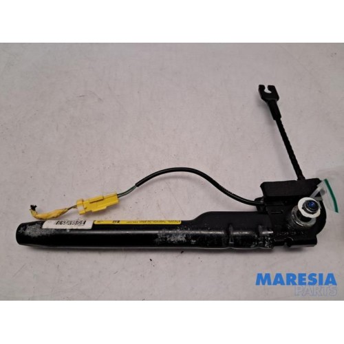 Fiat - 500 - Gordelspanner links