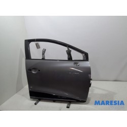 Renault - Clio - Front door 4-door, right