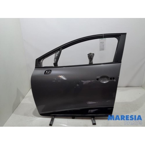 Renault - Clio - Door 4-door, front left