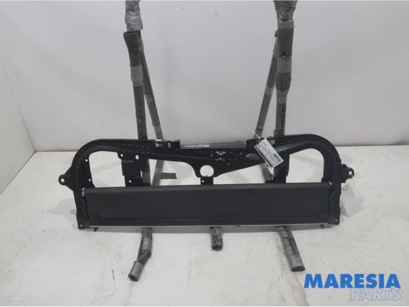 Peugeot - 3008 - Sliding headliner mechanism