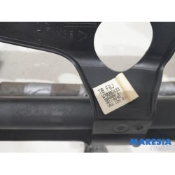 Peugeot - 3008 - Sliding headliner mechanism