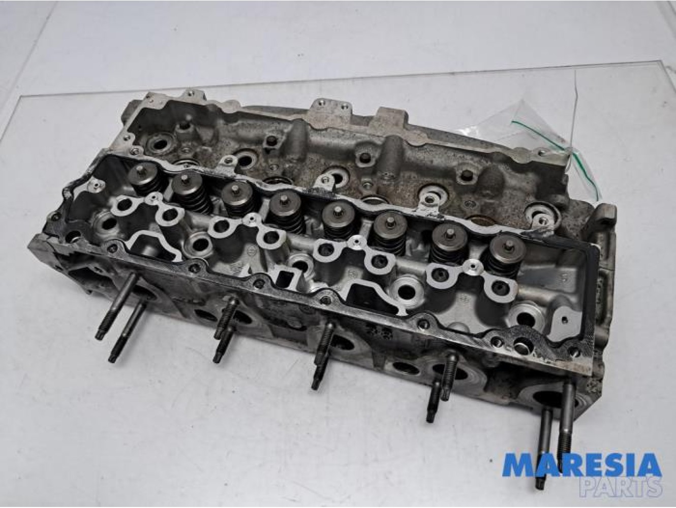 Citroen - DS3 - Cylinder head