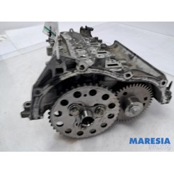 Opel - Vivaro - Camshaft