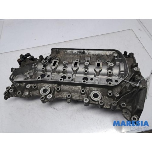 Opel - Vivaro - Camshaft