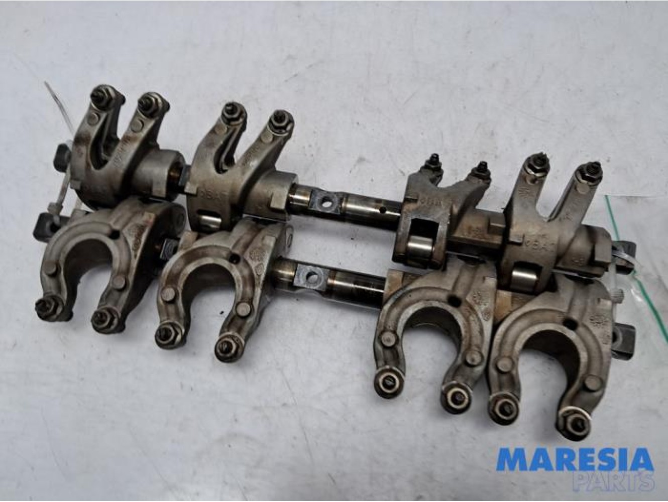 Renault - Twingo - Rocker arm shaft