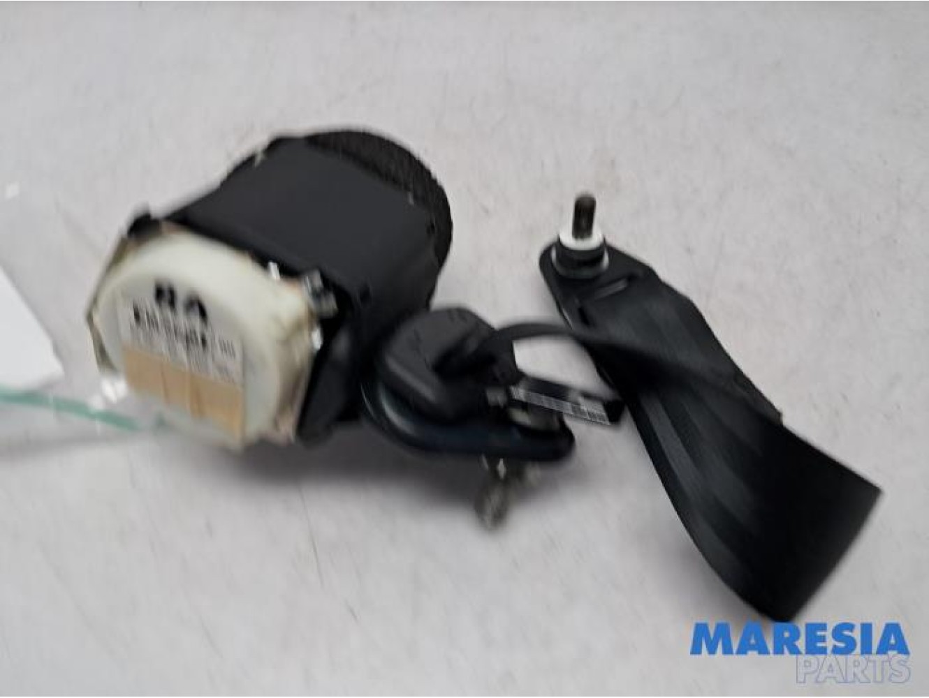 Fiat - 500 - Rear seatbelt, right