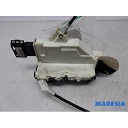 Peugeot - 3008 - Door lock mechanism 4-door, front left