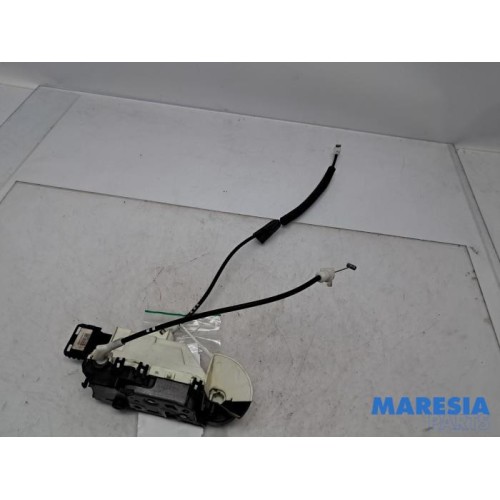 Peugeot - 3008 - Door lock mechanism 4-door, front left