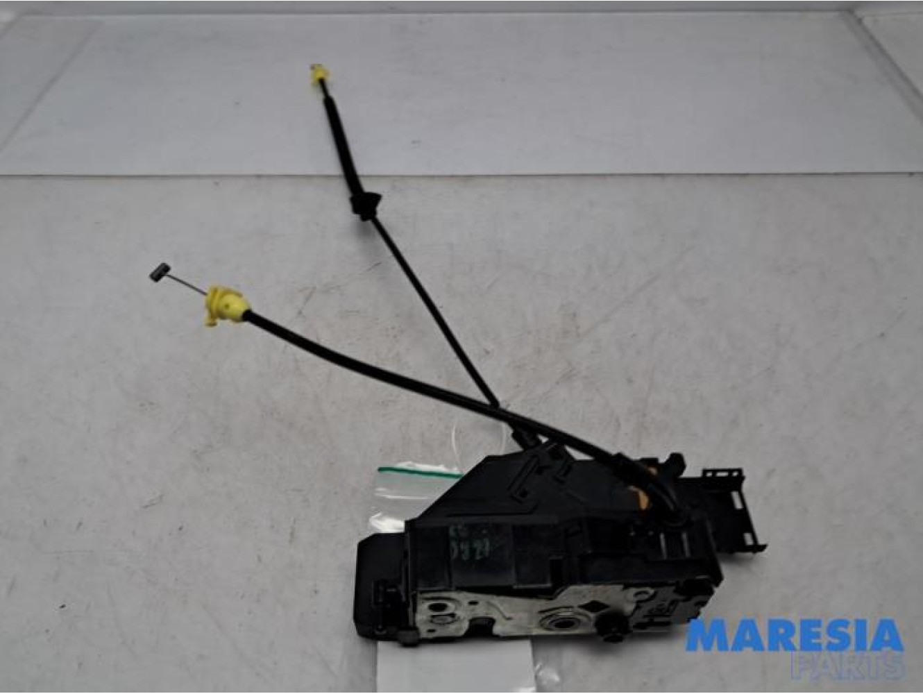 Peugeot - 3008 - Rear door mechanism 4-door, right