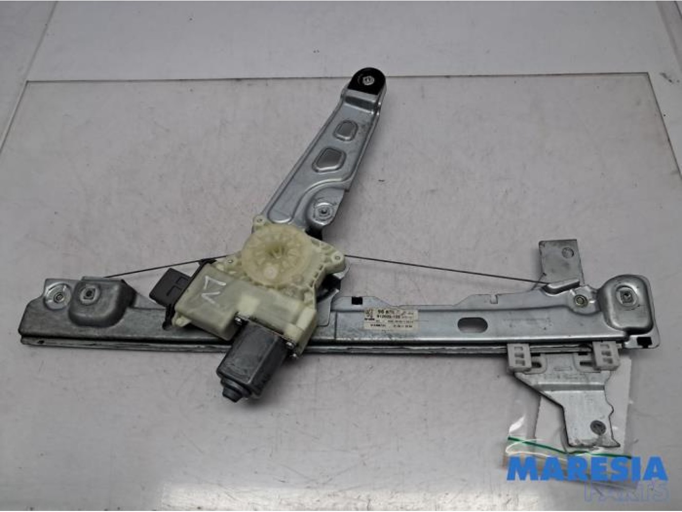 Peugeot - 3008 - Window mechanism 4-door, front left