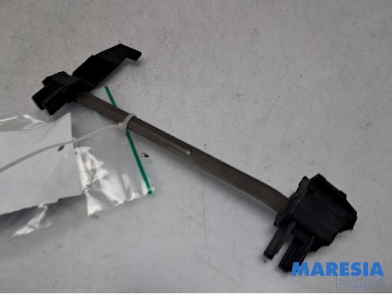 Fiat - 500 - Convertible top hinge
