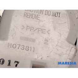 Peugeot - 107 - Rear seatbelt, right