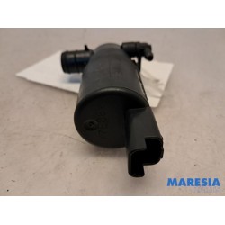 Peugeot - 107 - Windscreen washer pump
