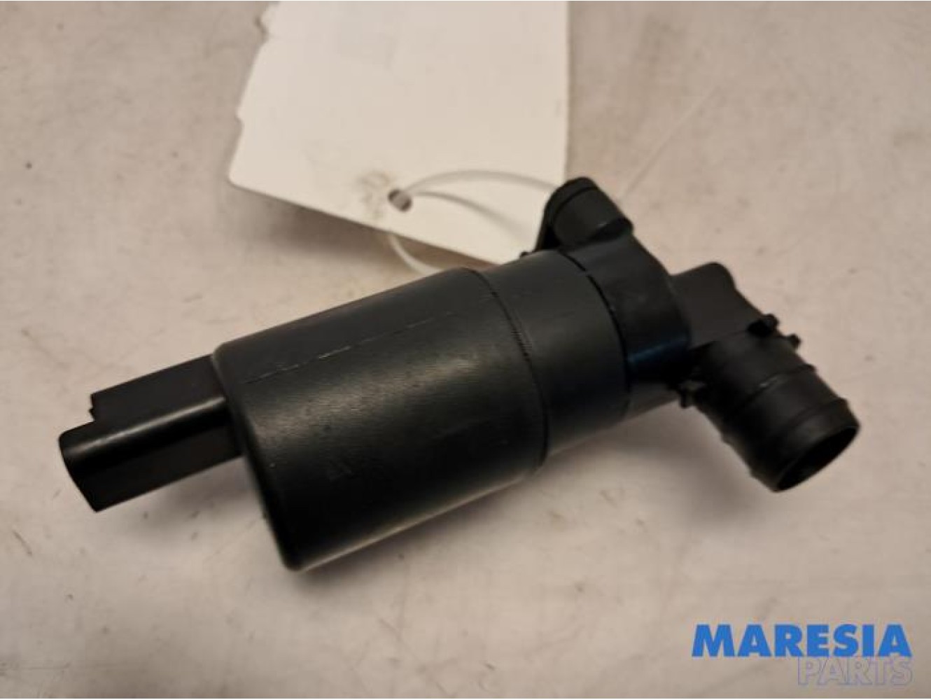 Peugeot - 107 - Windscreen washer pump