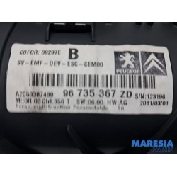 Peugeot - 3008 - Navigation Display