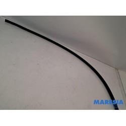 Peugeot - 107 - Roof strip, left