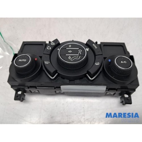 Peugeot - 3008 - Heater control panel