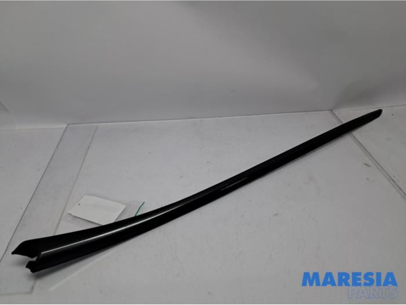 Peugeot - 3008 - Frontscreen frame