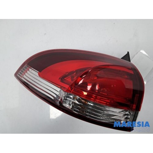 Renault - Clio - Achterlicht links