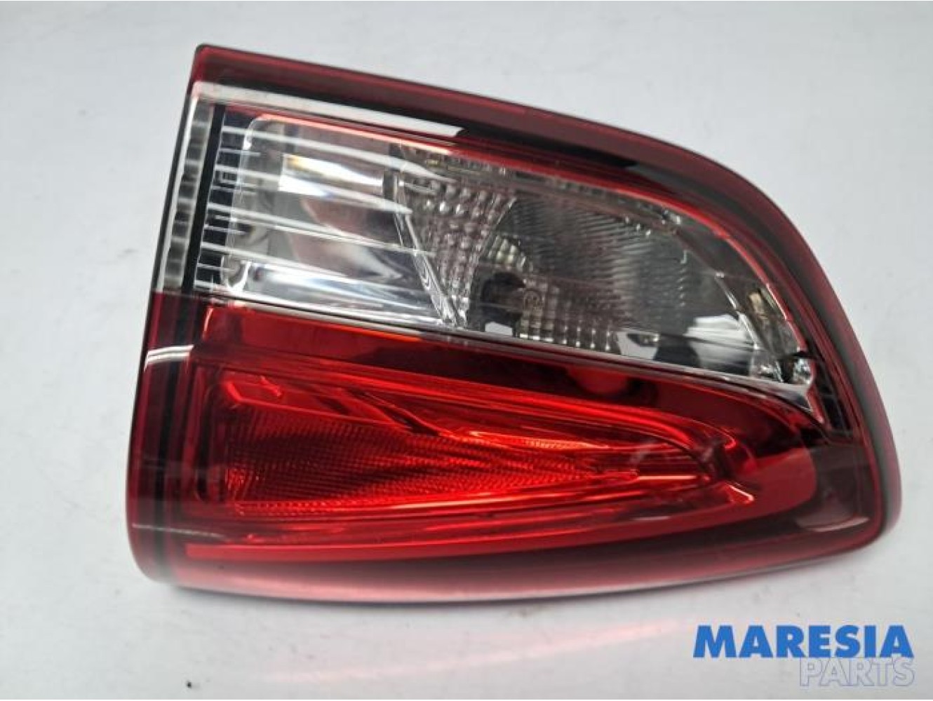 Renault - Clio - Taillight, right