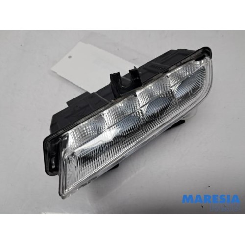 Renault - Clio - Daytime running light, left