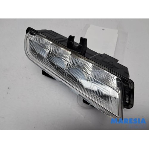 Renault - Clio - Daytime running light, right