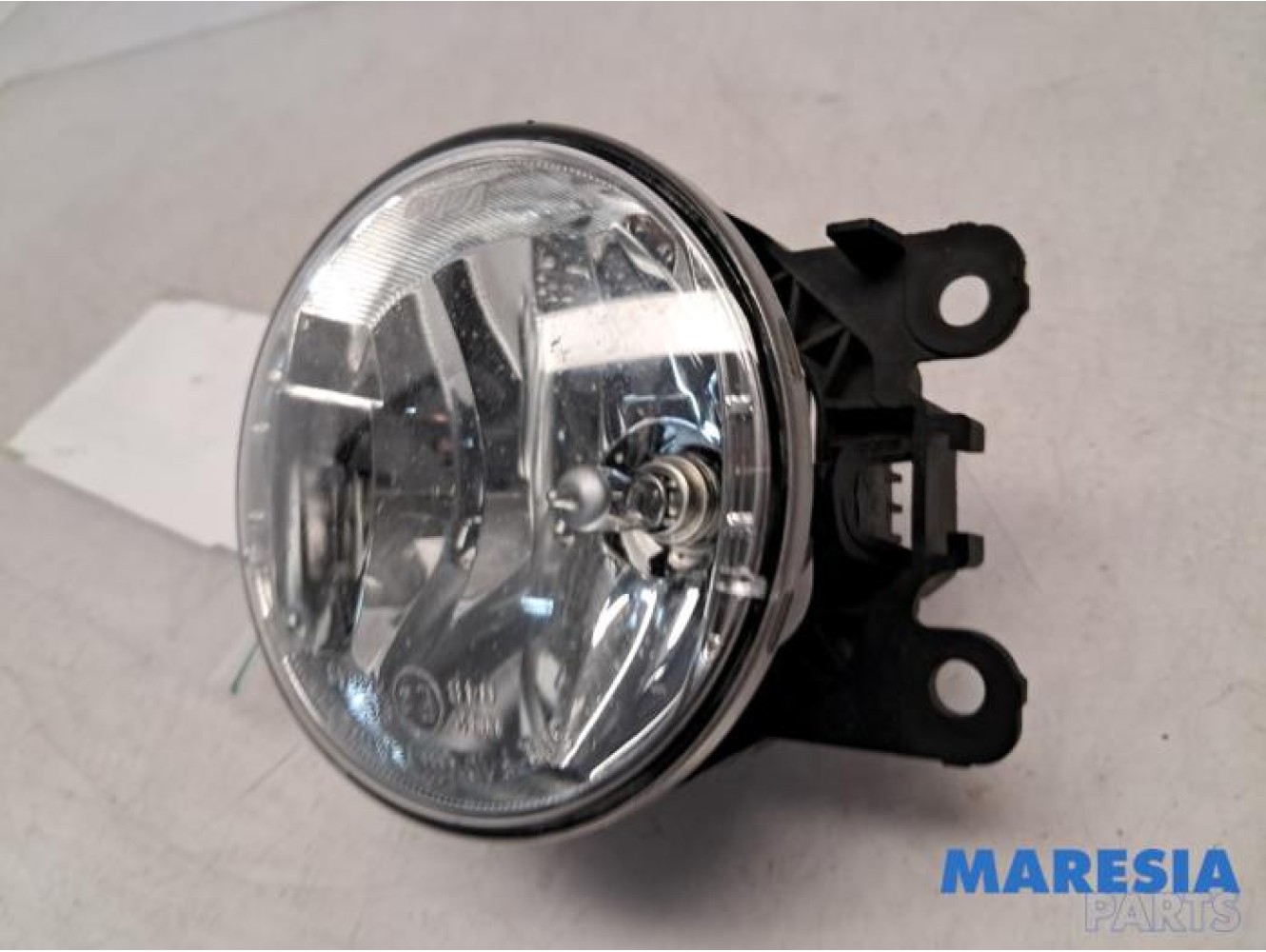 Renault - Clio - Fog light, front right