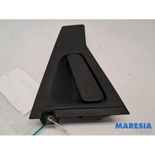 Renault - Clio - Rear door handle 4-door, right