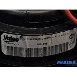 Renault - Clio - Heating and ventilation fan motor