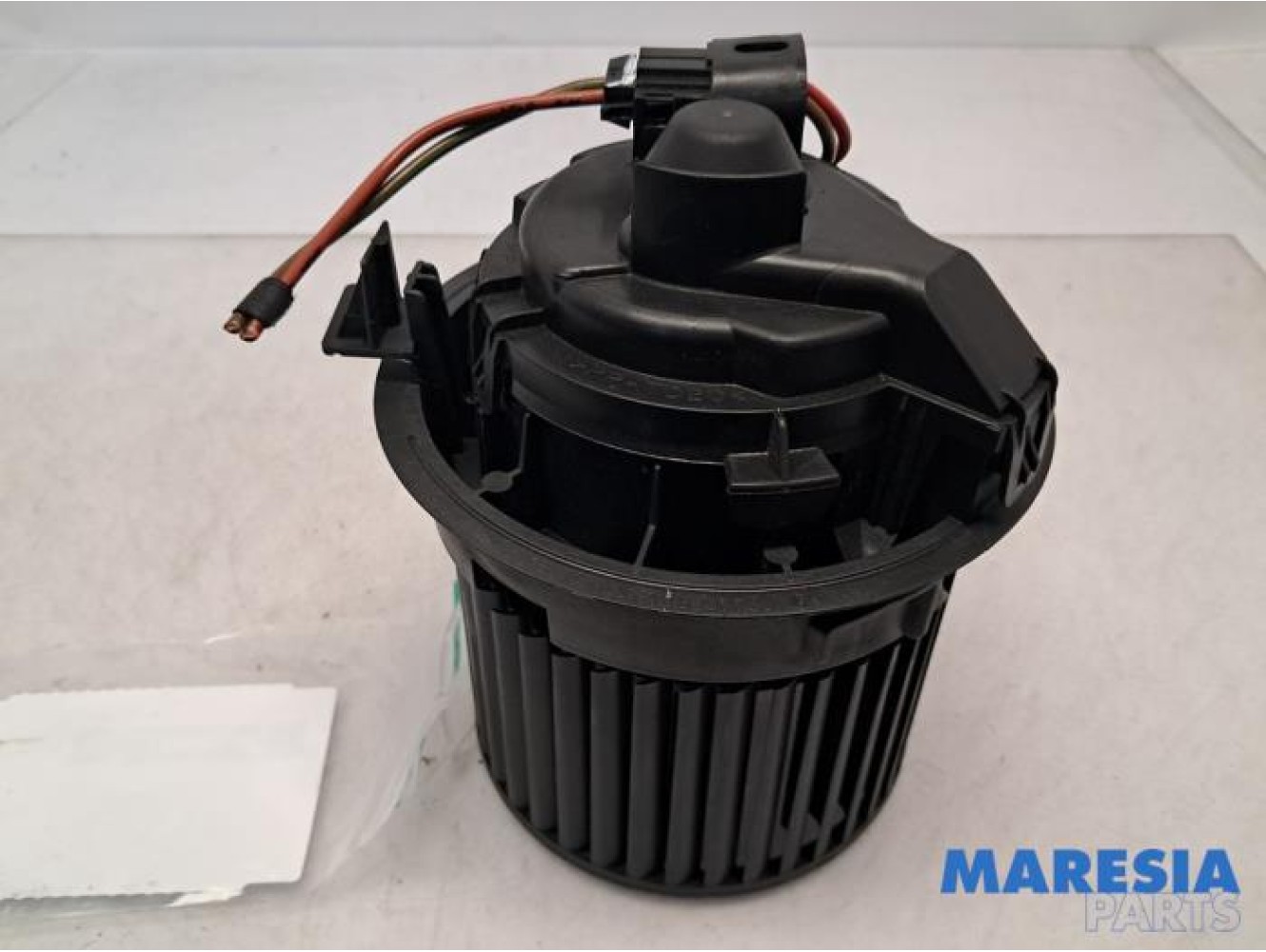 Renault - Clio - Heating and ventilation fan motor