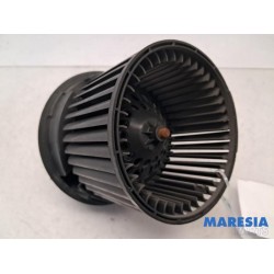 Renault - Clio - Heating and ventilation fan motor