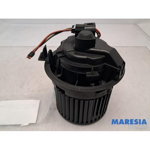 Renault - Clio - Heating and ventilation fan motor