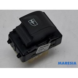 Renault - Clio - Elektrisches Fenster Schalter