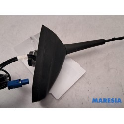 Renault - Clio - Antenna