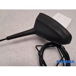 Renault - Clio - Antenna
