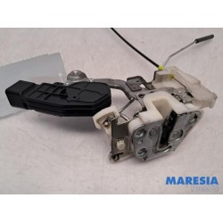 Peugeot - 107 - Front door lock mechanism 4-door, right