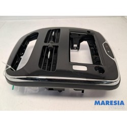 Renault - Clio - Dashboard part