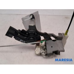 Peugeot - 107 - Rear door lock mechanism 4-door, left