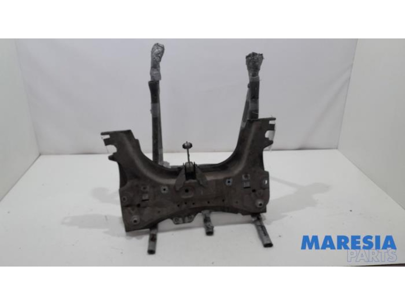 Renault - Clio - Subframe