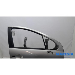Peugeot - 207 - Front door 4-door, right