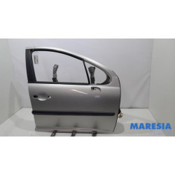 Peugeot - 207 - Front door 4-door, right