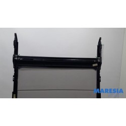 Citroen - C5 - Sliding headliner mechanism