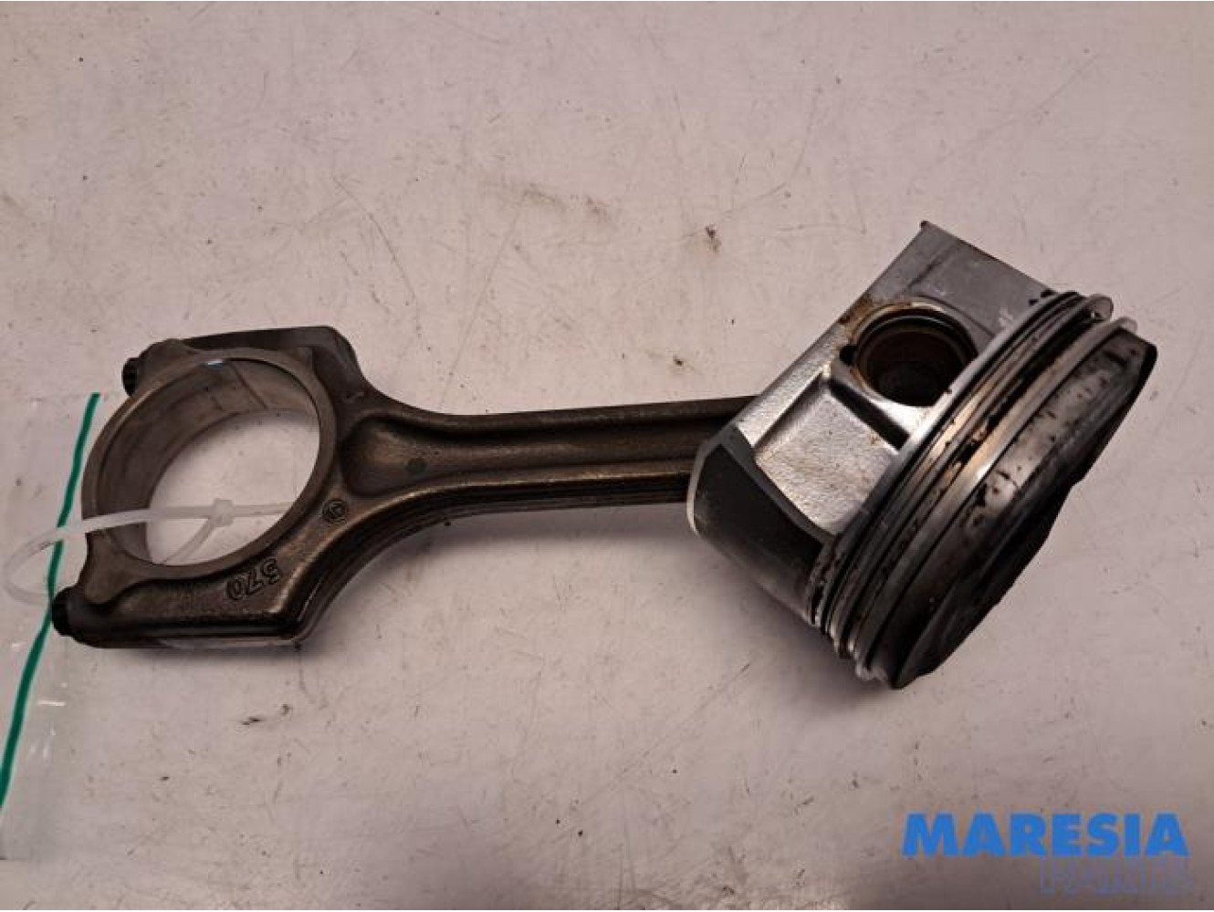 Citroen - DS3 - Connecting rod