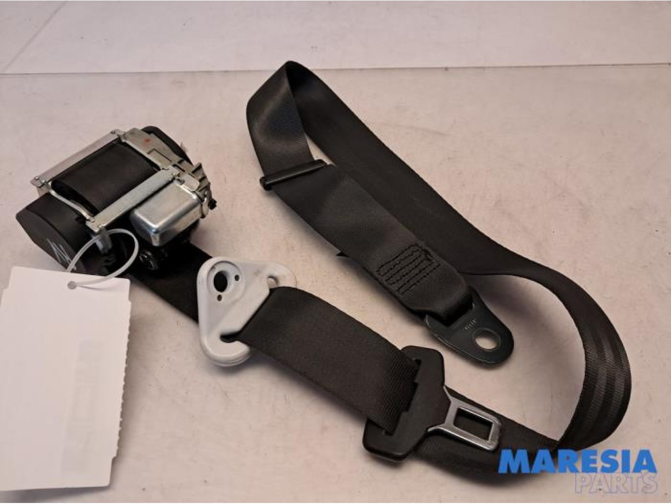 Peugeot - 208 - Front seatbelt, right